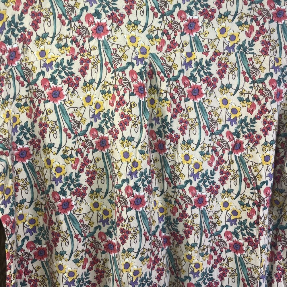 Big Dart Floral Button-Up Long Sleeve Shirt - UK Size 16 - Picture 6 of 6